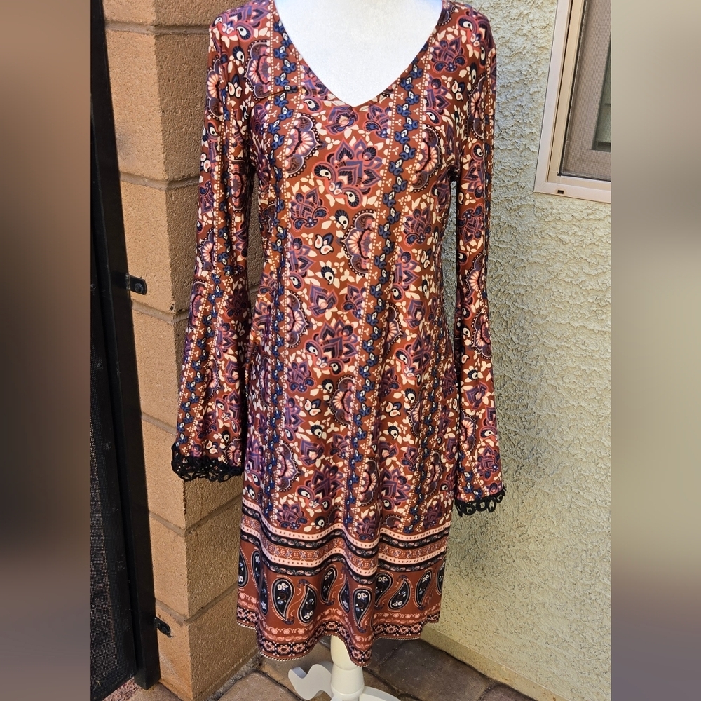 Haani Boho Paisley V-Neck Long Sleeve Dress in Rust